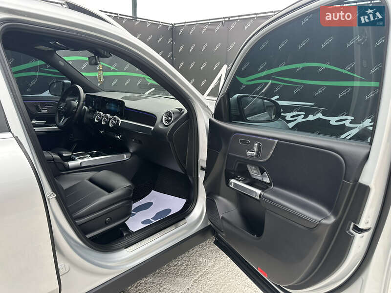 Внедорожник / Кроссовер Mercedes-Benz GLB-Class 2019 в Киеве