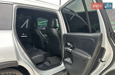 Внедорожник / Кроссовер Mercedes-Benz GLB-Class 2019 в 