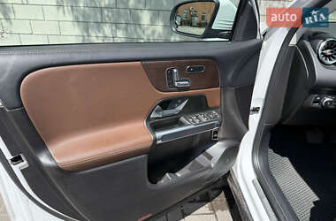 Внедорожник / Кроссовер Mercedes-Benz GLB-Class 2020 в 