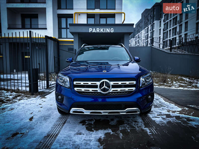 Внедорожник / Кроссовер Mercedes-Benz GLB-Class 2021 в 