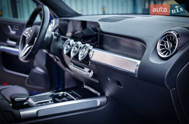 Внедорожник / Кроссовер Mercedes-Benz GLB-Class 2021 в 