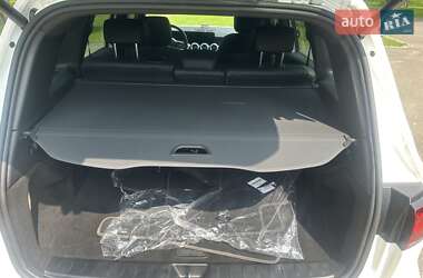 Внедорожник / Кроссовер Mercedes-Benz GLB-Class 2022 в 