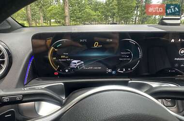 Внедорожник / Кроссовер Mercedes-Benz GLB-Class 2022 в 
