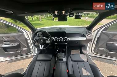 Внедорожник / Кроссовер Mercedes-Benz GLB-Class 2022 в 