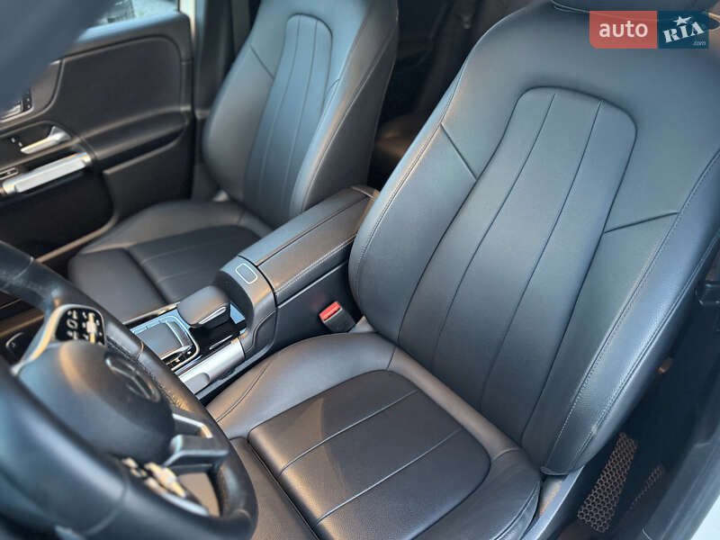 Внедорожник / Кроссовер Mercedes-Benz GLB-Class 2020 в Тернополе