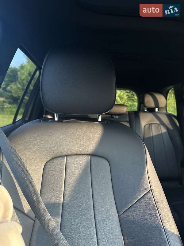 Внедорожник / Кроссовер Mercedes-Benz GLB-Class 2020 в Тернополе