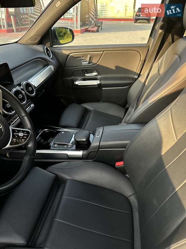 Внедорожник / Кроссовер Mercedes-Benz GLB-Class 2020 в Тернополе
