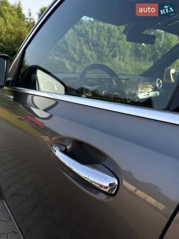 Внедорожник / Кроссовер Mercedes-Benz GLB-Class 2020 в Тернополе