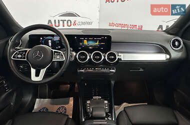 Внедорожник / Кроссовер Mercedes-Benz GLB-Class 2021 в 