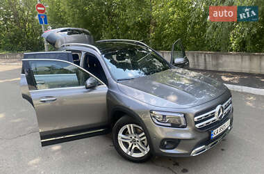 Внедорожник / Кроссовер Mercedes-Benz GLB-Class 2021 в 