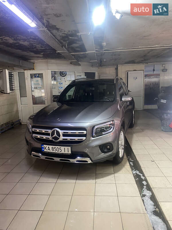 Позашляховик / Кросовер Mercedes-Benz GLB-Class 2021 в Києві