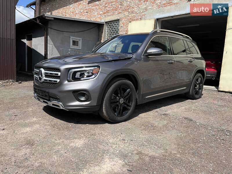Внедорожник / Кроссовер Mercedes-Benz GLB-Class 2022 в 