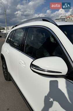 Внедорожник / Кроссовер Mercedes-Benz GLB-Class 2021 в 