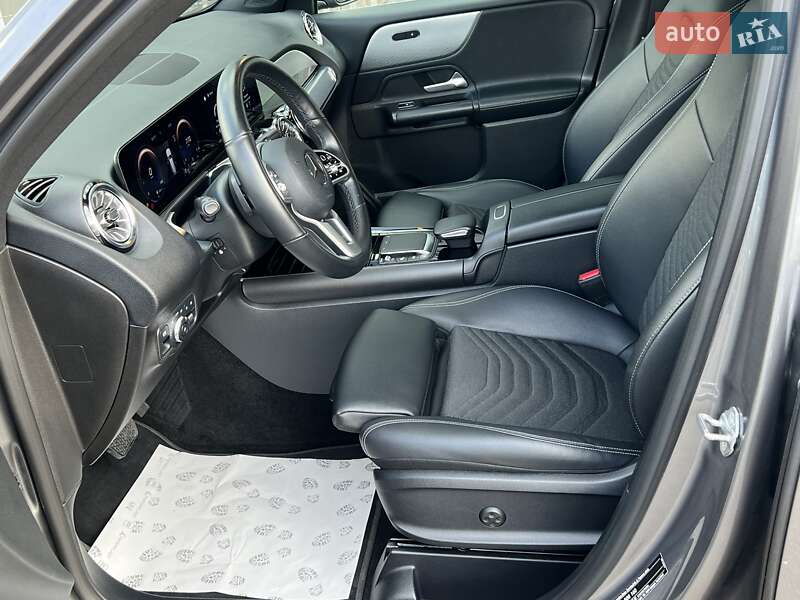 Внедорожник / Кроссовер Mercedes-Benz GLB-Class 2021 в Киеве