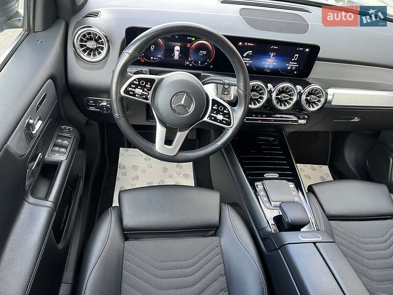 Внедорожник / Кроссовер Mercedes-Benz GLB-Class 2021 в Киеве
