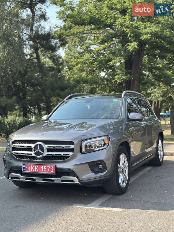Внедорожник / Кроссовер Mercedes-Benz GLB-Class 2019 в 