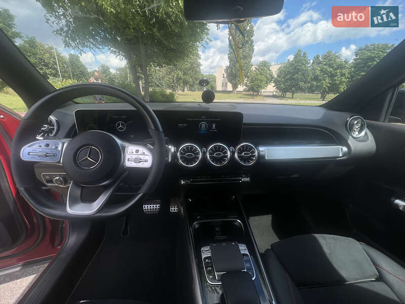 Внедорожник / Кроссовер Mercedes-Benz GLB-Class 2020 в Киеве