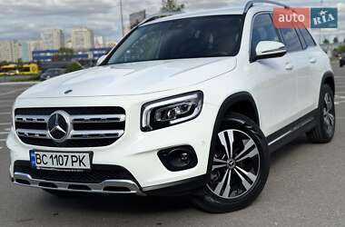 Позашляховик / Кросовер Mercedes-Benz GLB-Class 2022 в 