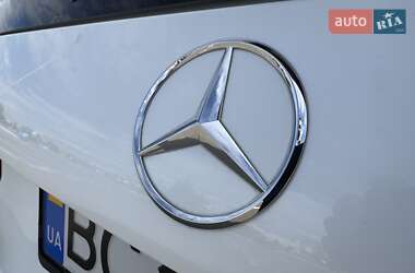 Позашляховик / Кросовер Mercedes-Benz GLB-Class 2022 в 