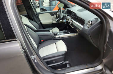 Внедорожник / Кроссовер Mercedes-Benz GLB-Class 2020 в 