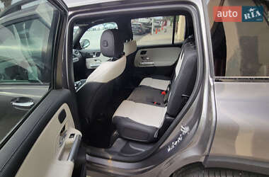 Внедорожник / Кроссовер Mercedes-Benz GLB-Class 2020 в 