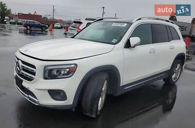 Mercedes-Benz GLB-Class 2021