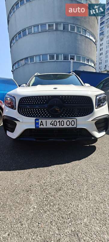 Mercedes-Benz GLB-Class 2020