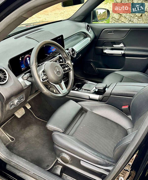 Внедорожник / Кроссовер Mercedes-Benz GLB-Class 2022 в Ровно