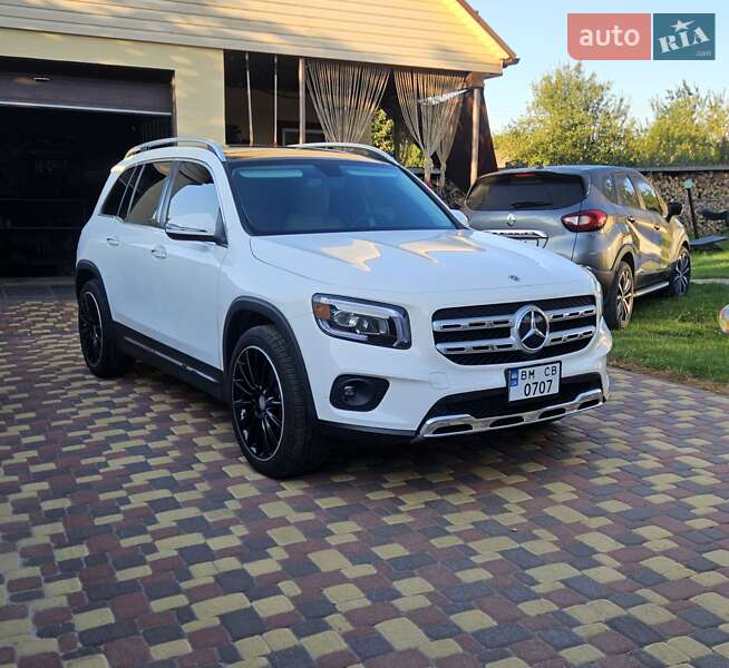 Mercedes-Benz GLB-Class 2022