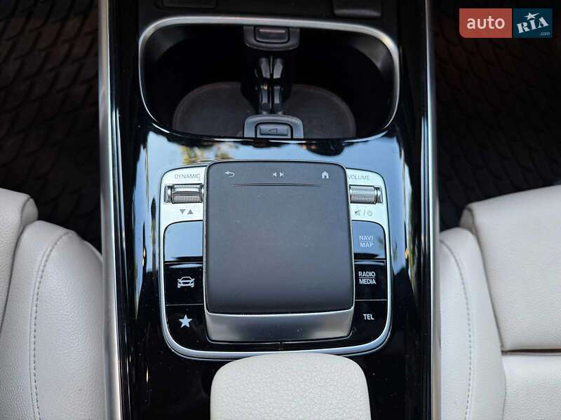 Внедорожник / Кроссовер Mercedes-Benz GLB-Class 2020 в Киеве