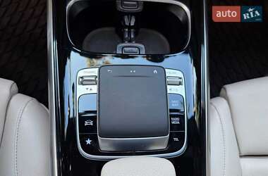Внедорожник / Кроссовер Mercedes-Benz GLB-Class 2020 в 