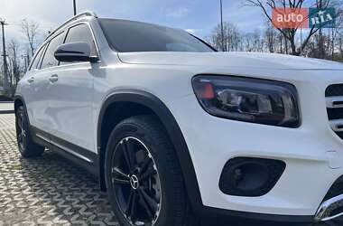 Позашляховик / Кросовер Mercedes-Benz GLB-Class 2020 в 