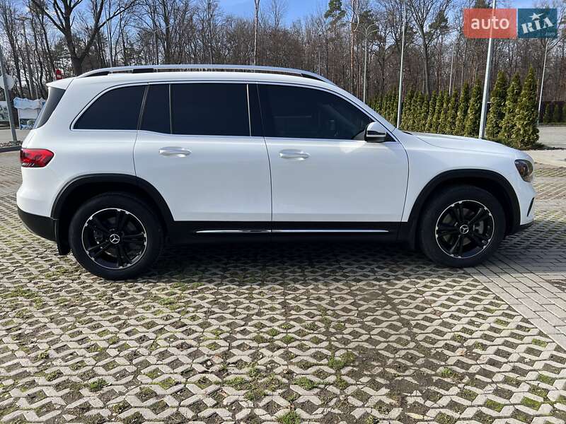 Mercedes-Benz GLB-Class 2020