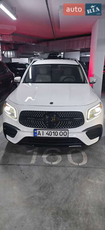 Mercedes-Benz GLB-Class 2020