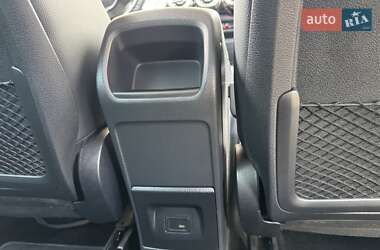 Внедорожник / Кроссовер Mercedes-Benz GLB-Class 2022 в 