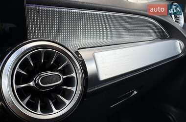 Внедорожник / Кроссовер Mercedes-Benz GLB-Class 2022 в 