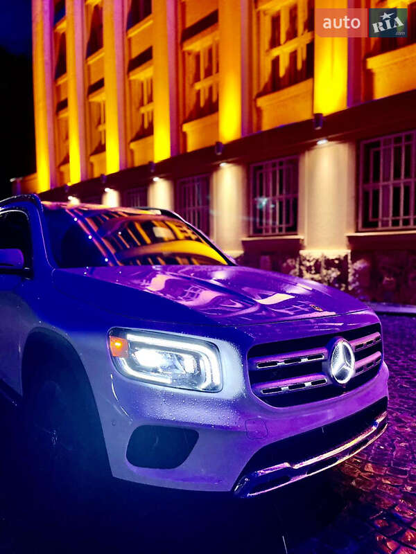 Внедорожник / Кроссовер Mercedes-Benz GLB-Class 2020 в 