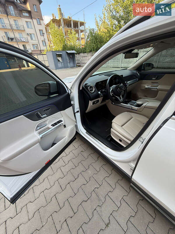 Внедорожник / Кроссовер Mercedes-Benz GLB-Class 2020 в Ужгороде фото 2 Внедорожник / Кроссовер Mercedes-Benz GLB-Class 2020 в Ужгороде