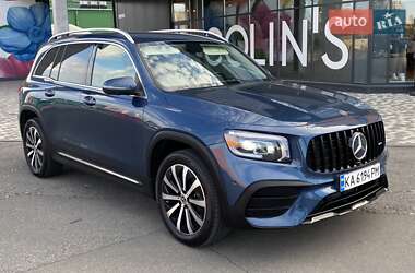 Mercedes-Benz GLB-Class 2021