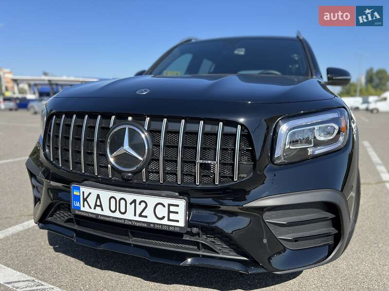 Mercedes-Benz GLB-Class 2021