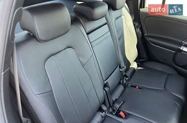 Внедорожник / Кроссовер Mercedes-Benz GLB-Class 2021 в 