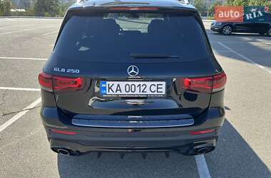 Внедорожник / Кроссовер Mercedes-Benz GLB-Class 2021 в 