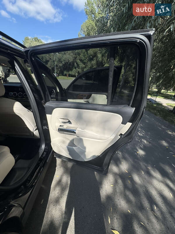 Внедорожник / Кроссовер Mercedes-Benz GLB-Class 2020 в Киеве