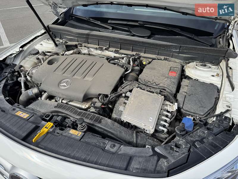 Внедорожник / Кроссовер Mercedes-Benz GLB-Class 2022 в Киеве