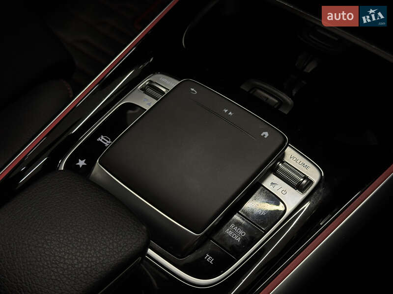 Внедорожник / Кроссовер Mercedes-Benz GLB-Class 2020 в Николаеве