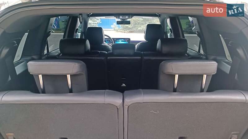 Внедорожник / Кроссовер Mercedes-Benz GLB-Class 2019 в Киеве