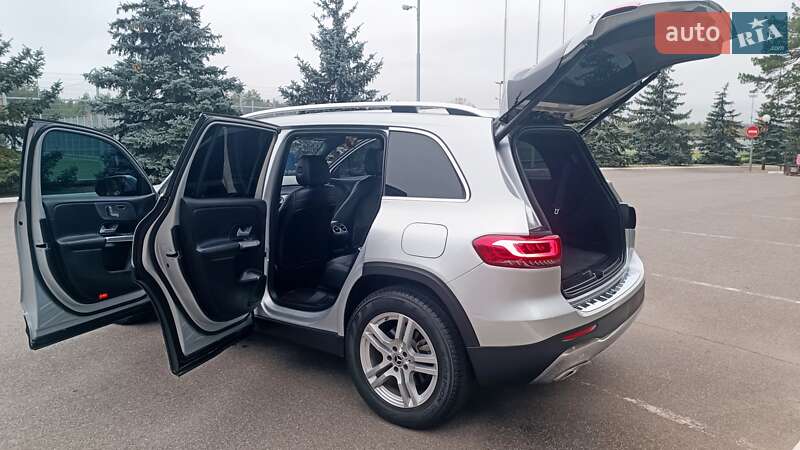 Внедорожник / Кроссовер Mercedes-Benz GLB-Class 2019 в Киеве