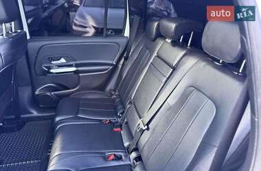 Позашляховик / Кросовер Mercedes-Benz GLB-Class 2021 в 