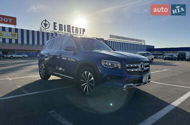 Mercedes-Benz GLB-Class 2021