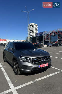 Mercedes-Benz GLB-Class 2022